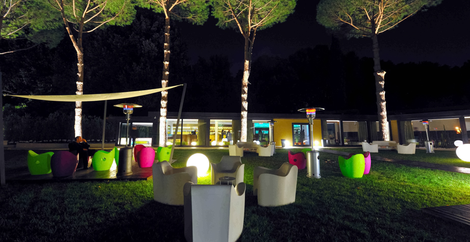 华体会体育官方在线官网 - 坐具|户外椅|办公家具|华体会体育官方在线官网家具|O 型窝扶手椅