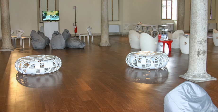 华体会体育官方在线官网 - 坐具|户外椅|办公家具|华体会体育官方在线官网家具|O 型窝扶手椅