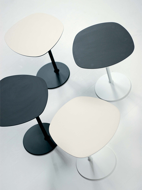 华体会体育官方在线官网 - 桌几|茶几/边几|办公家具|华体会体育官方在线官网家具|春暖花开边几