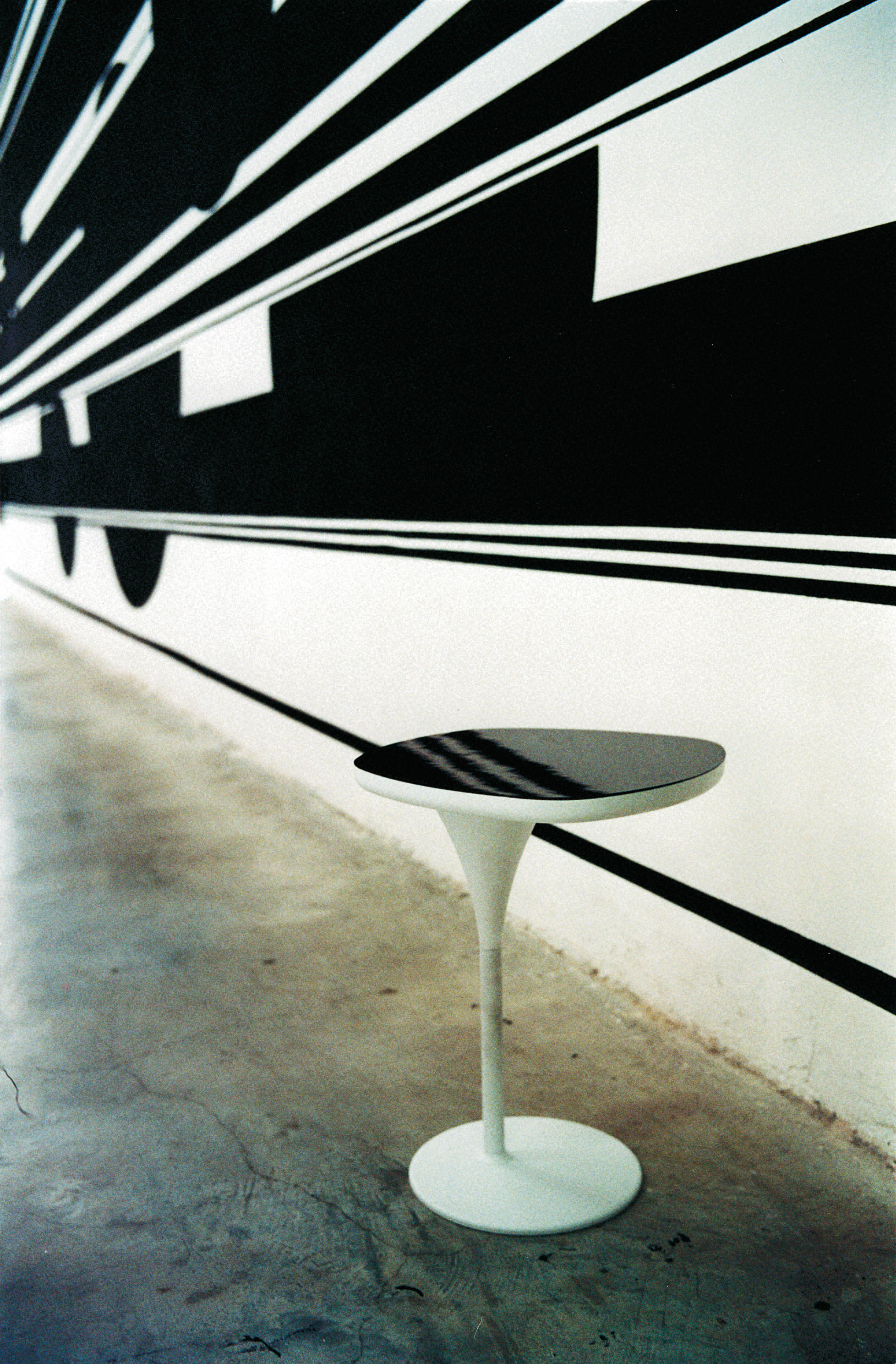 华体会体育官方在线官网 - 桌几|茶几/边几|办公家具|华体会体育官方在线官网家具|春暖花开边几