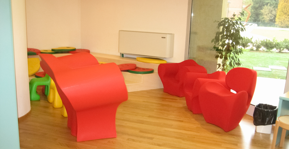 华体会体育官方在线官网 - 坐具|休闲椅|办公家具|华体会体育官方在线官网家具|软小重扶手椅