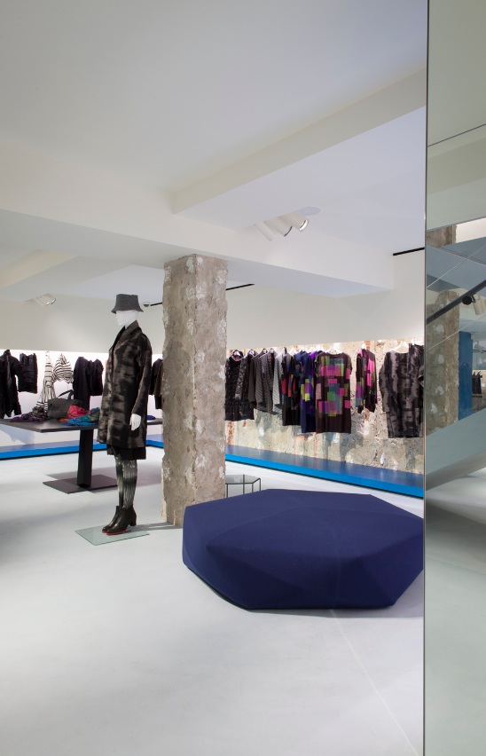 华体会体育官方在线官网 - 坐具|吧椅/凳子|办公家具|华体会体育官方在线官网家具|布鲁克矮凳