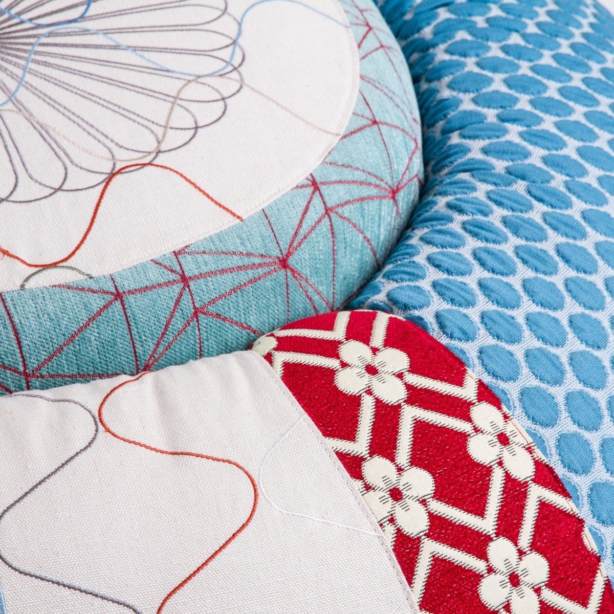 华体会体育官方在线官网 - 坐具|吧椅/凳子|办公家具|华体会体育官方在线官网家具|甜甜圈圆墩