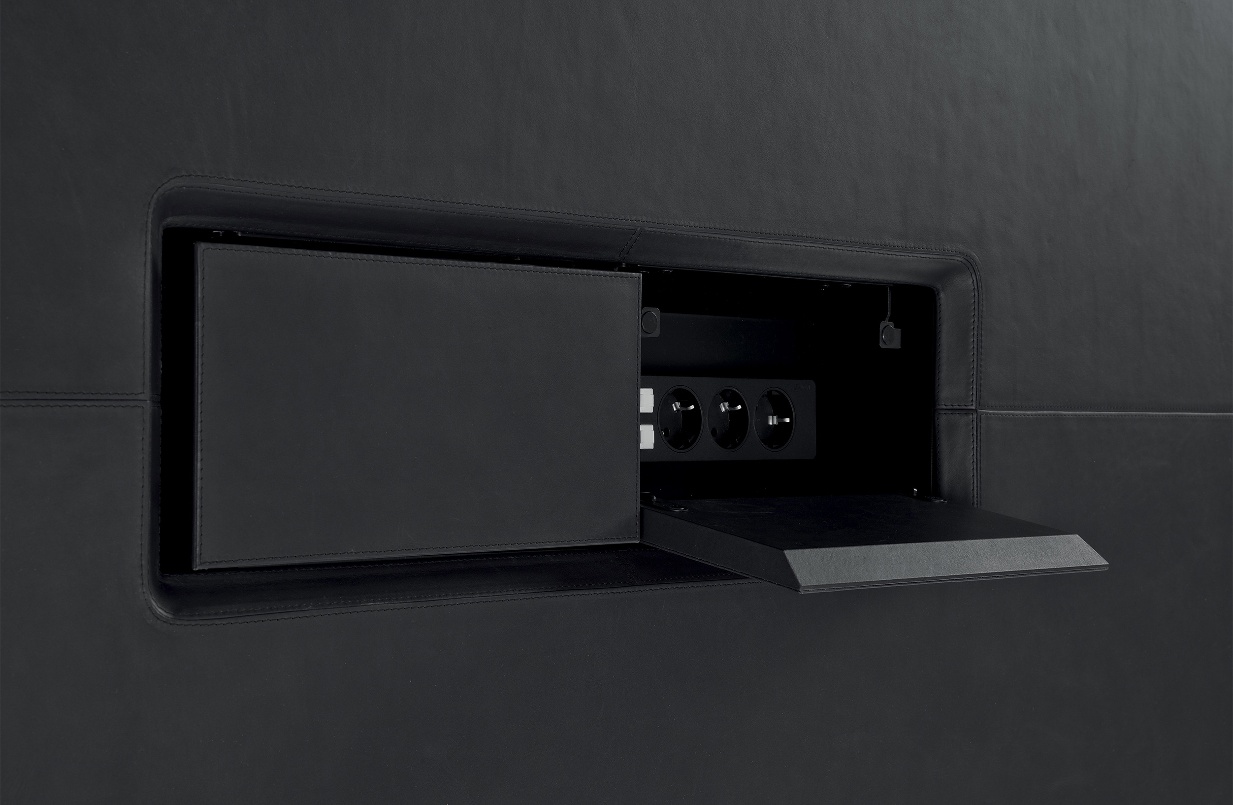 会议台|实木会议台|办公家具|华体会体育官方在线官网家具|塞伦盖蒂会议台