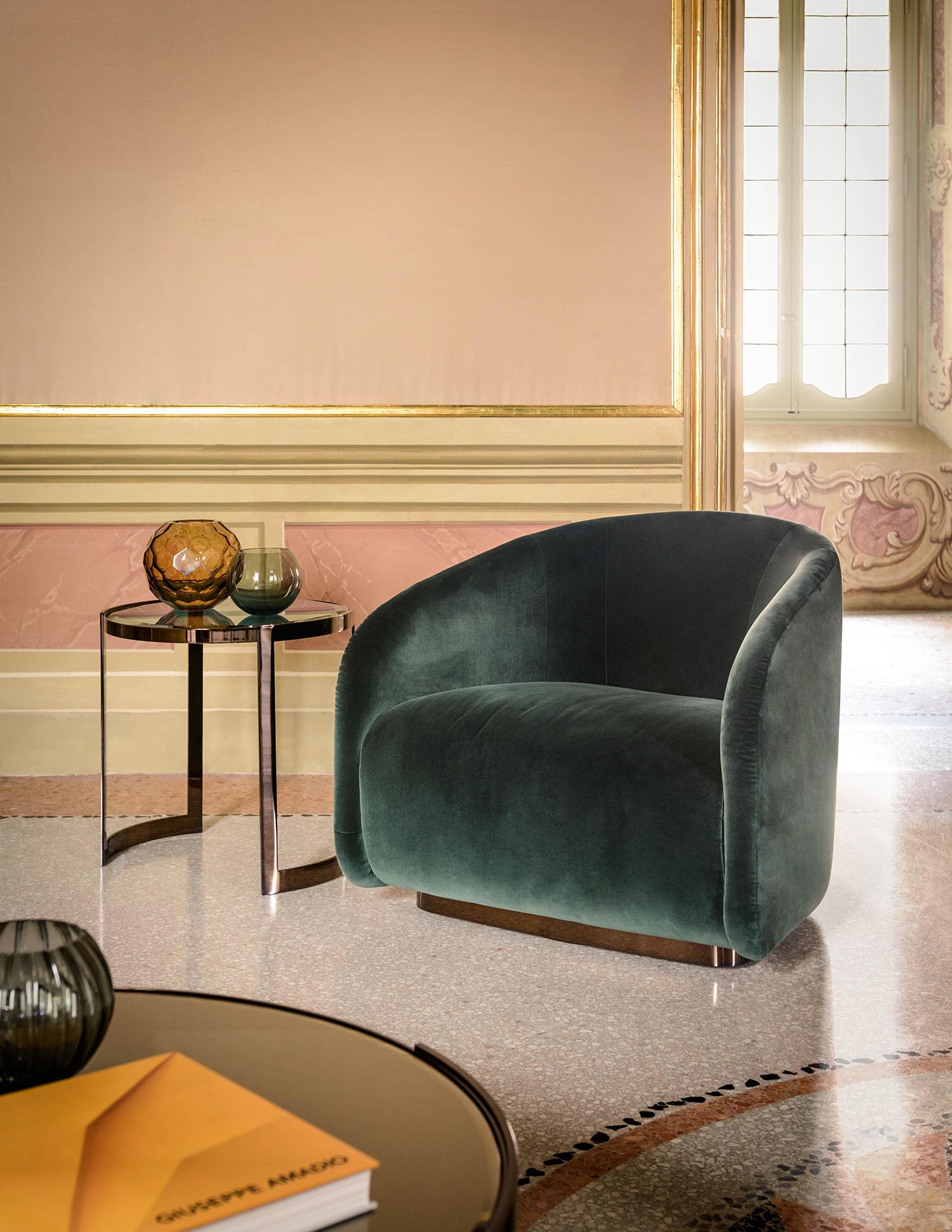 华体会体育官方在线官网 - 坐具|沙发|办公家具|华体会体育官方在线官网家具|范妮扶手椅