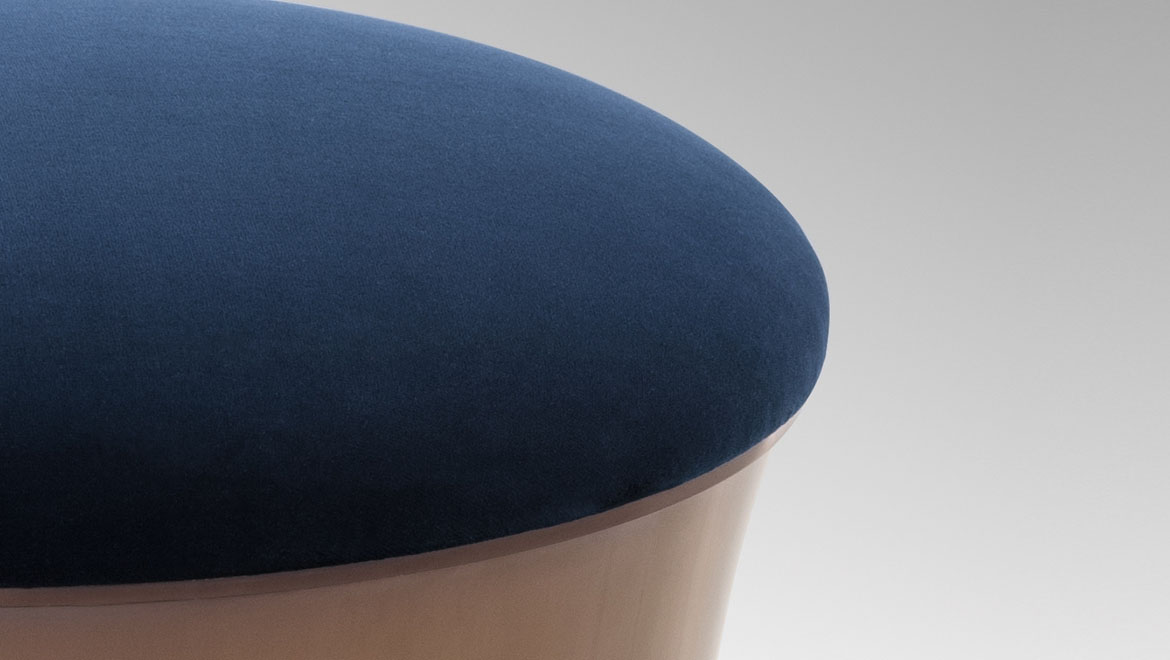 华体会体育官方在线官网 - 坐具|吧椅/凳子|办公家具|华体会体育官方在线官网家具|Aida奥斯曼矮墩