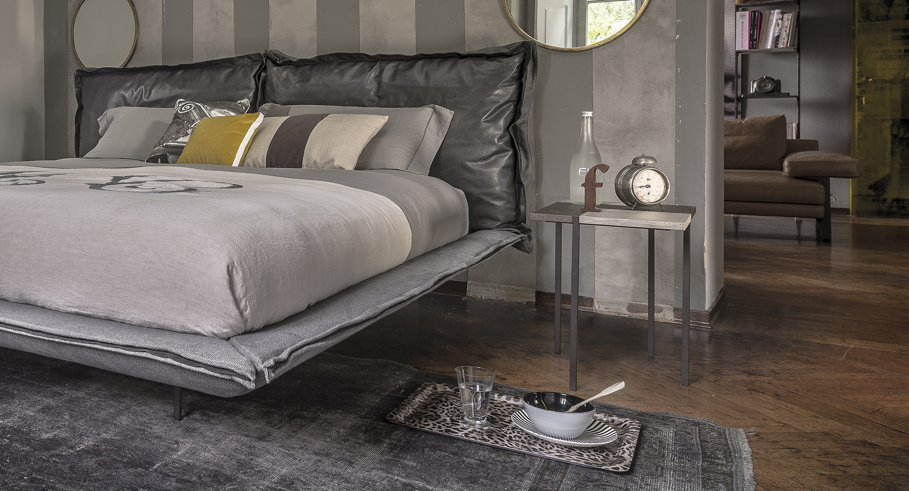 华体会体育官方在线官网 - 桌几|茶几/边几|办公家具|华体会体育官方在线官网家具|风格派茶几系列