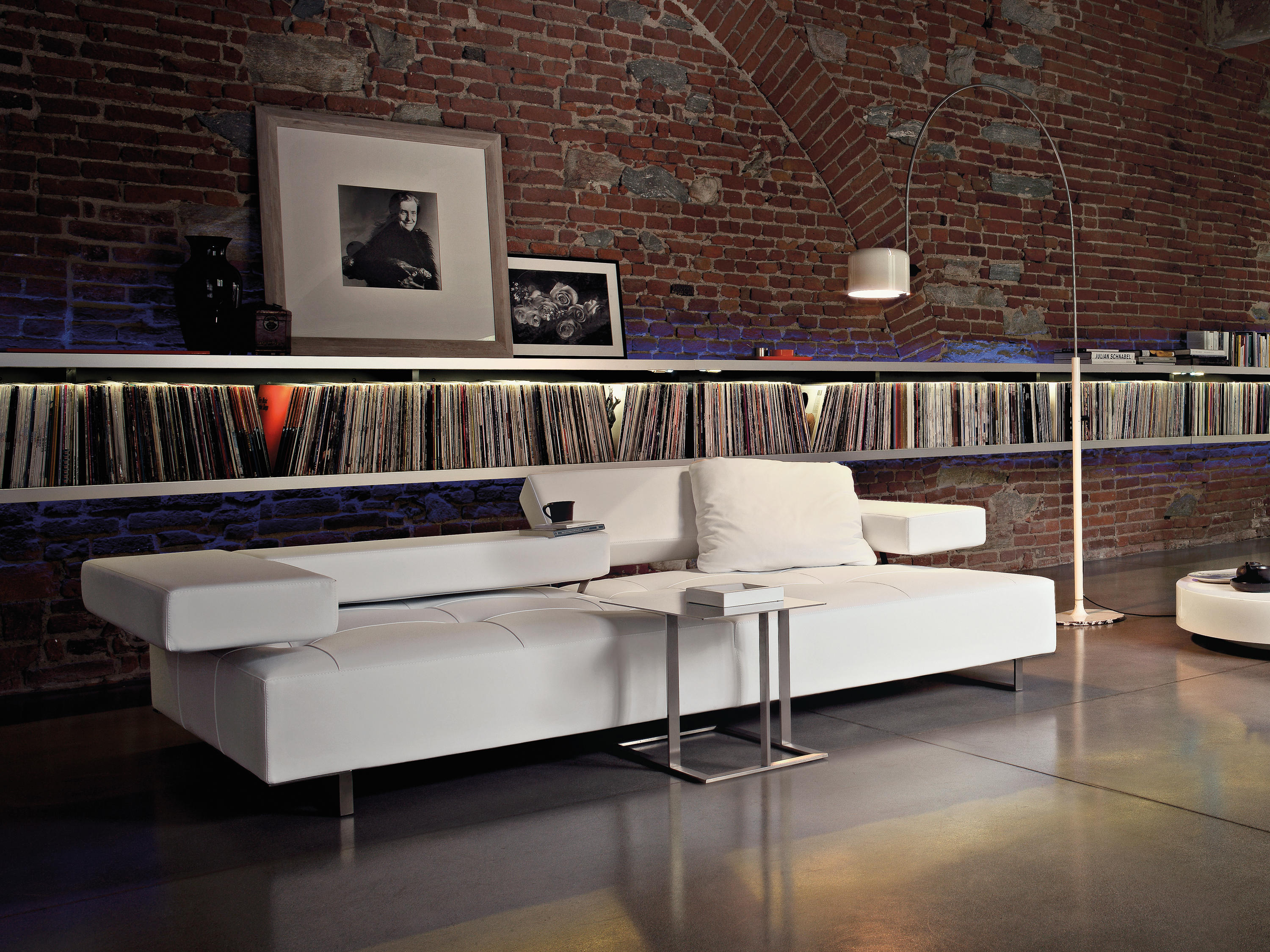 华体会体育官方在线官网 - 桌几|茶几/边几|办公家具|华体会体育官方在线官网家具|阁楼茶几系列