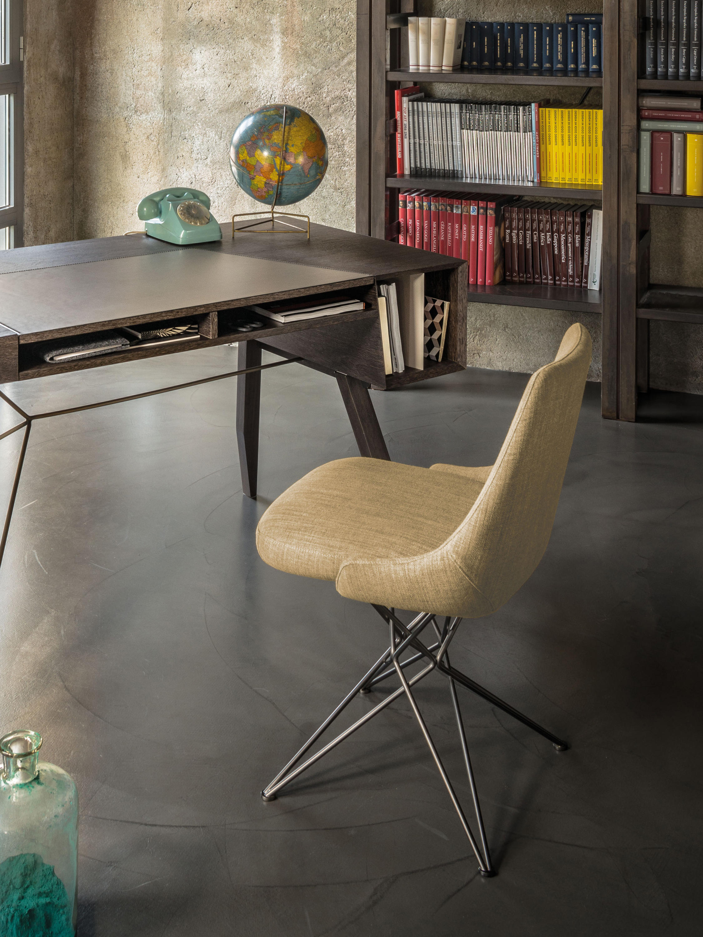 华体会体育官方在线官网 - 坐具|餐椅|办公家具|华体会体育官方在线官网家具|雅典娜餐椅