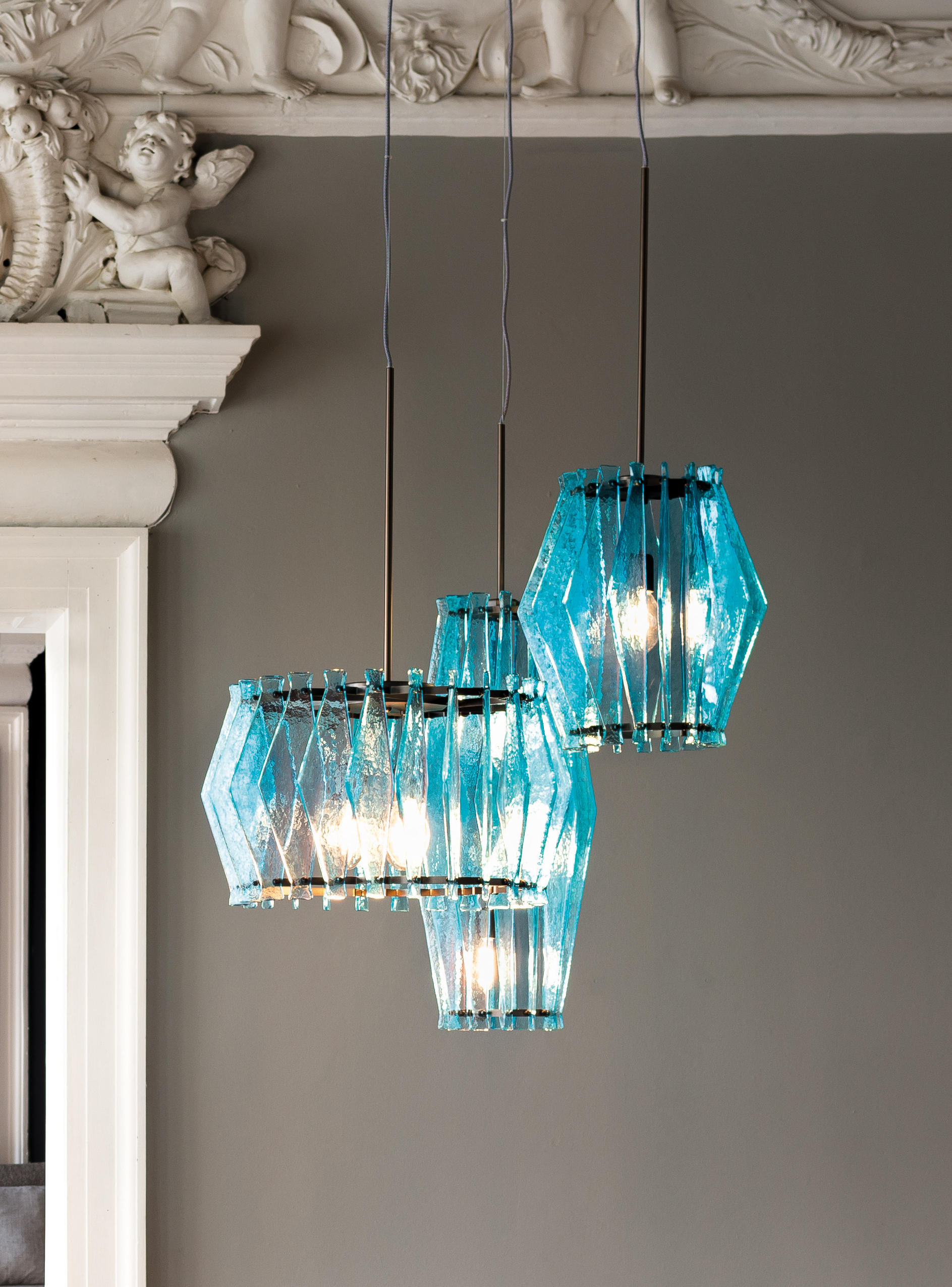 华体会体育官方在线官网 - 灯饰|吊灯|办公家具|华体会体育官方在线官网家具|小奥柏伦柏人灯系列