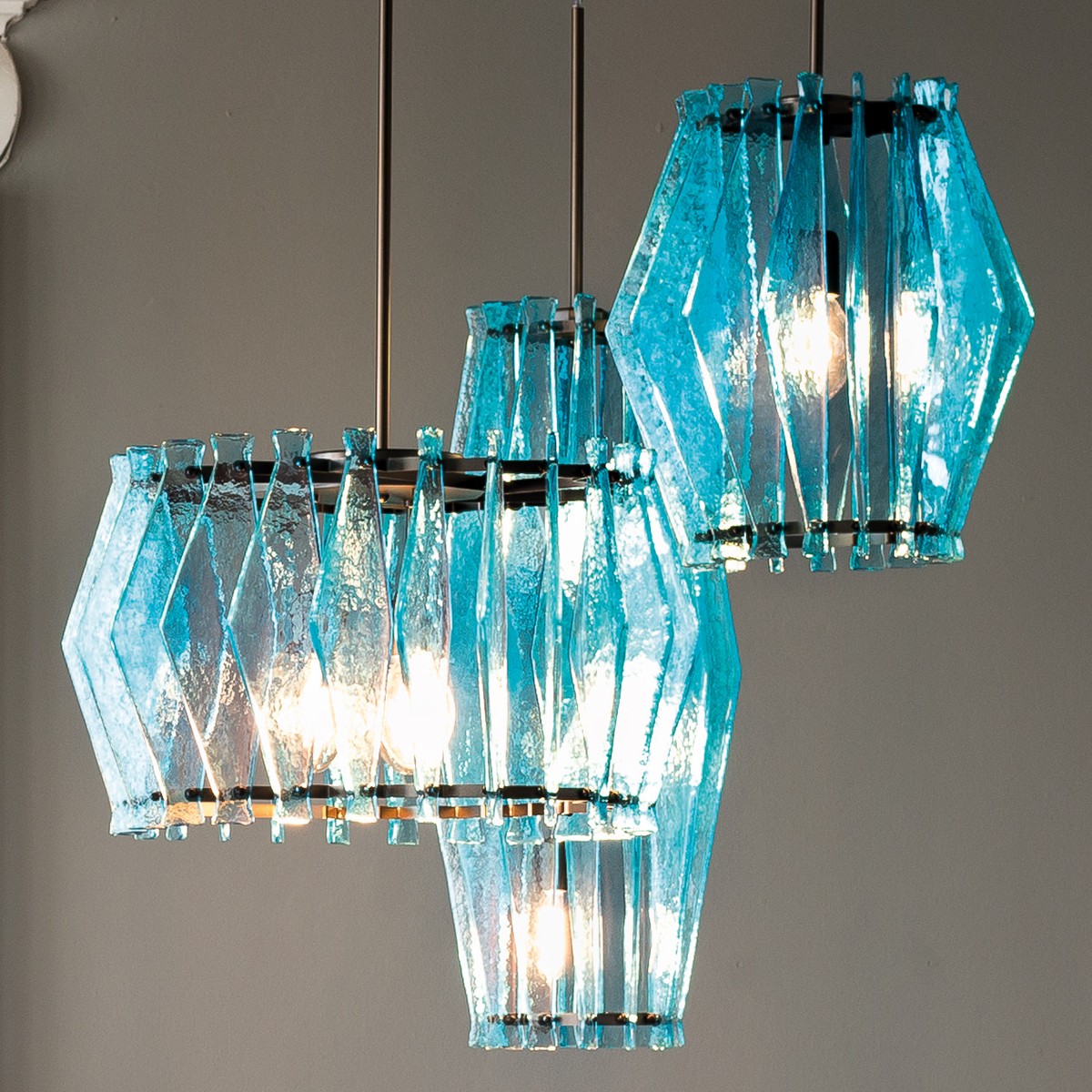 华体会体育官方在线官网 - 灯饰|吊灯|办公家具|华体会体育官方在线官网家具|小奥柏伦柏人灯系列