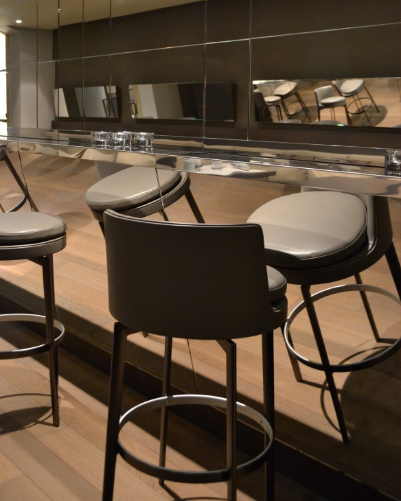 华体会体育官方在线官网 - 坐具|吧椅/凳子|办公家具|华体会体育官方在线官网家具|优质吧椅