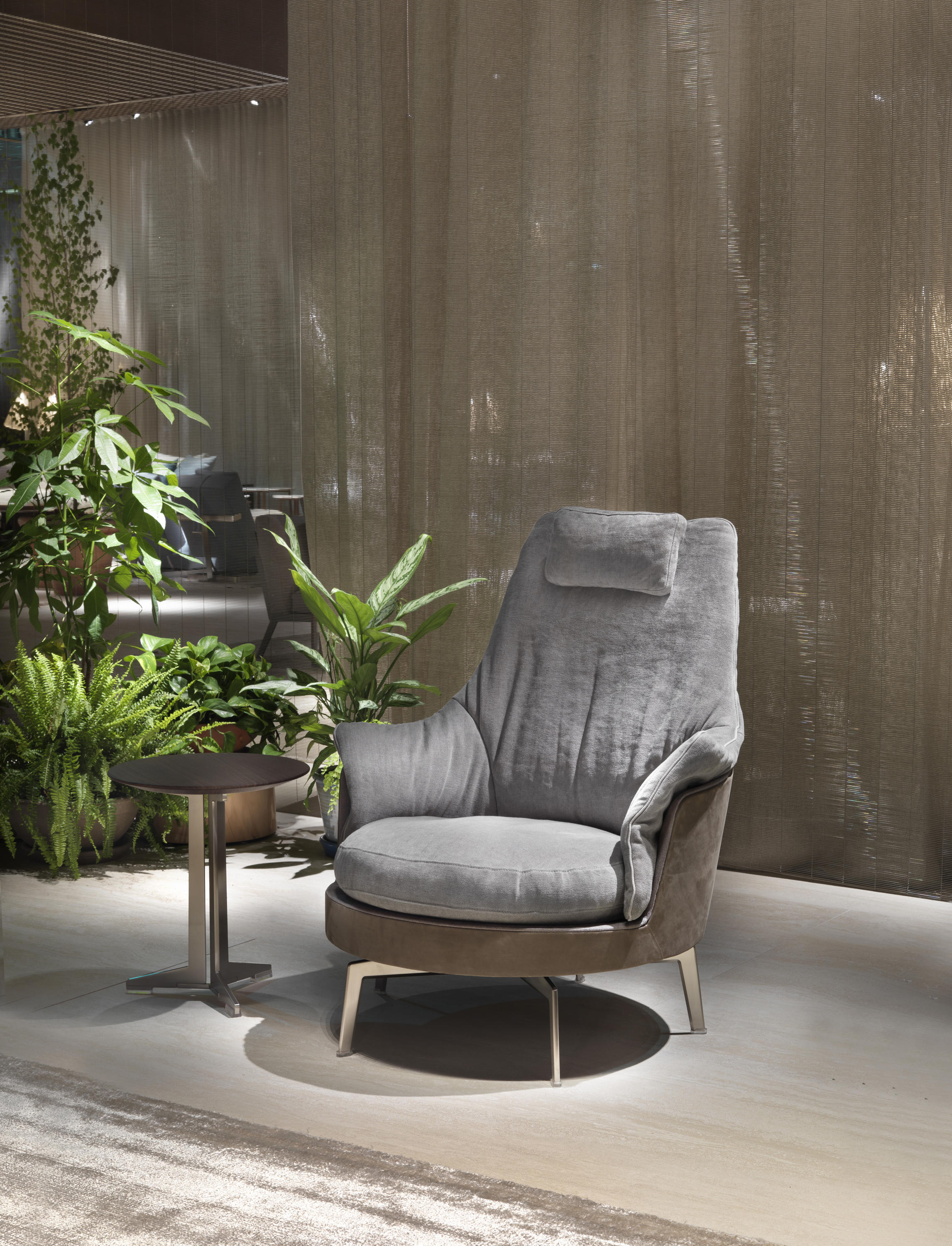 华体会体育官方在线官网 - 坐具|休闲椅|办公家具|华体会体育官方在线官网家具|Guscio高软椅