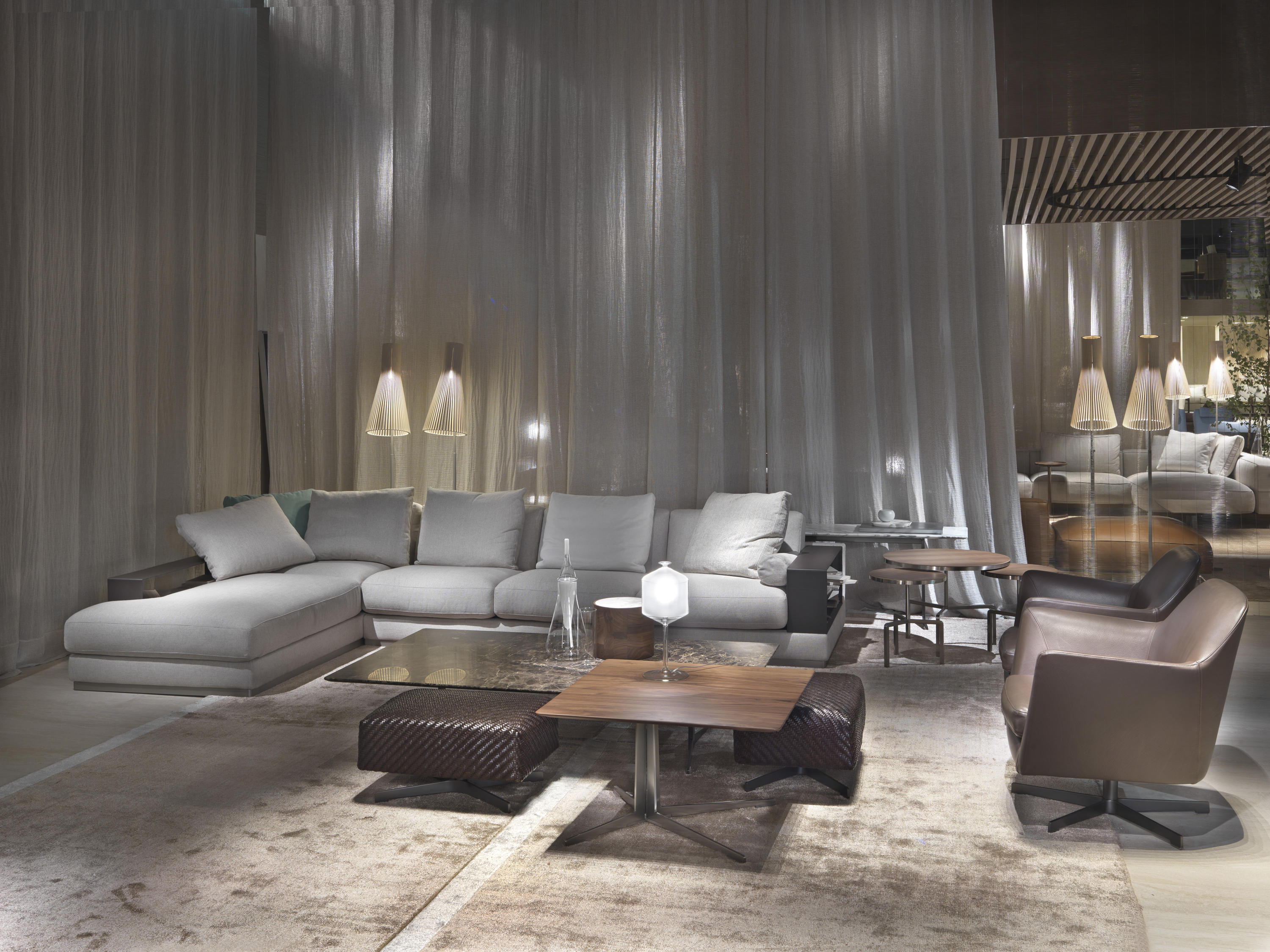 华体会体育官方在线官网 - 桌几|餐桌|办公家具|华体会体育官方在线官网家具|飞咖啡桌