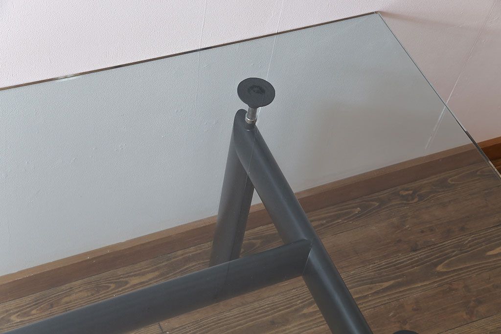 华体会体育官方在线官网 - 桌几|餐桌|办公家具|华体会体育官方在线官网家具|LC6餐台