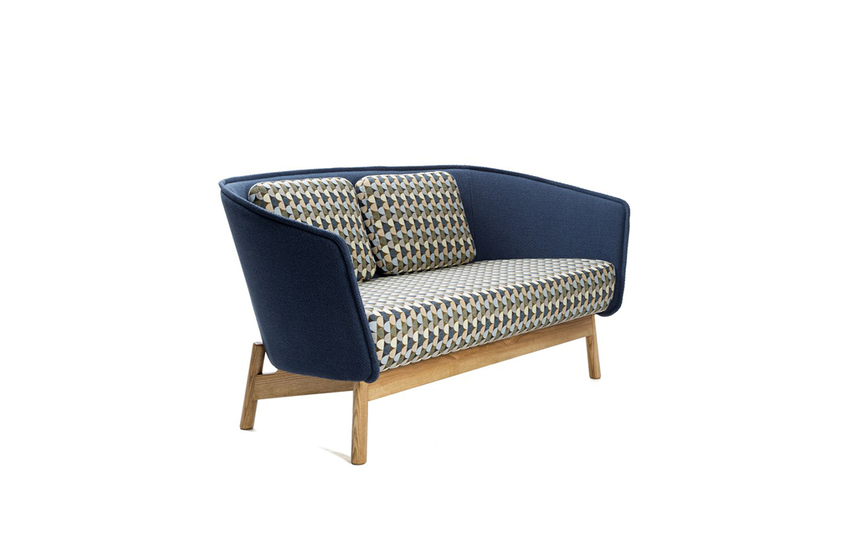 华体会体育官方在线官网 - 坐具|休闲椅|办公家具|华体会体育官方在线官网家具|光环木质扶手椅