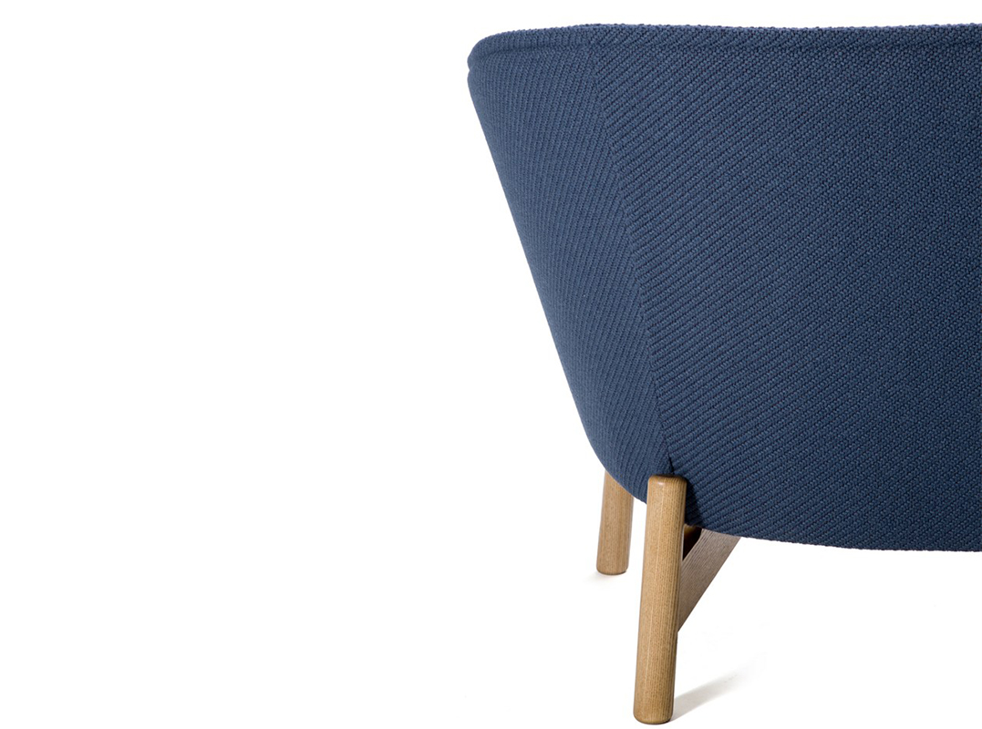 华体会体育官方在线官网 - 坐具|休闲椅|办公家具|华体会体育官方在线官网家具|光环木质扶手椅