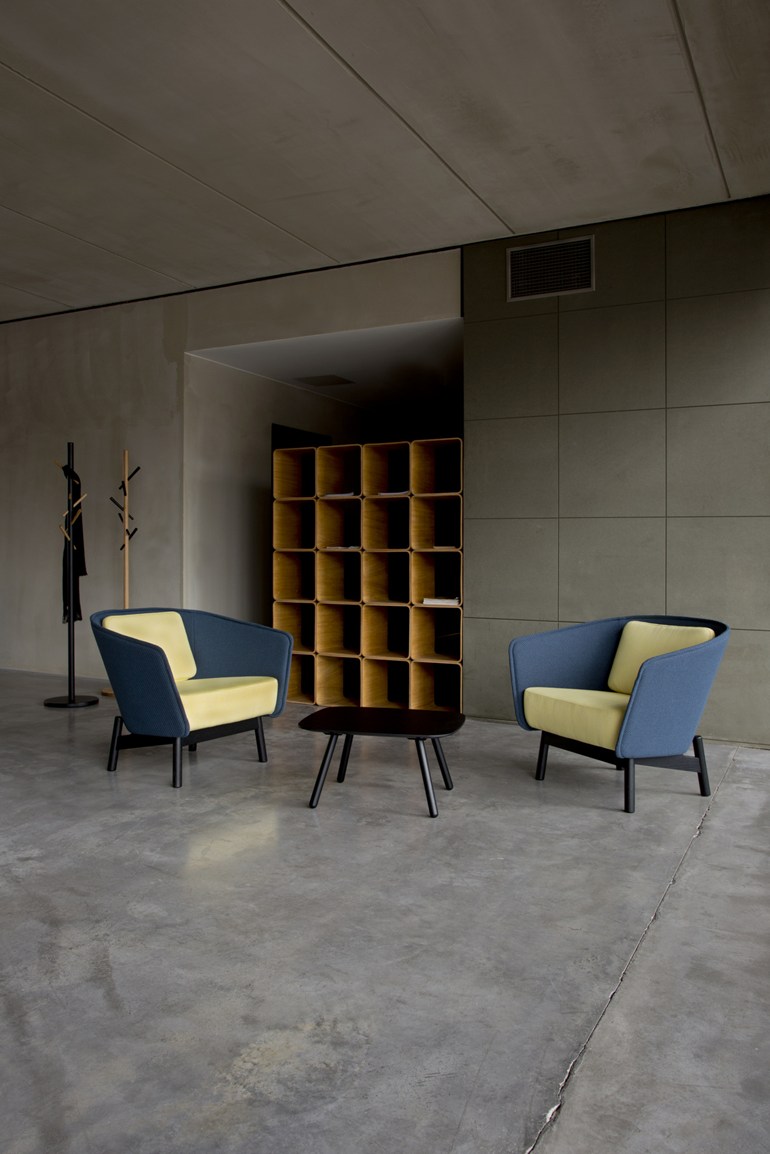 华体会体育官方在线官网 - 坐具|沙发|办公家具|华体会体育官方在线官网家具|光环木质沙发