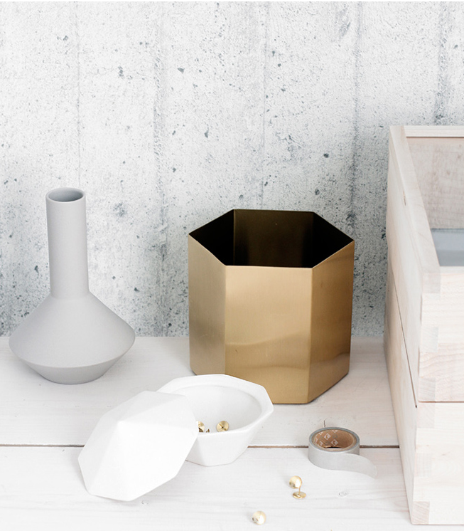 华体会体育官方在线官网 - 附件|花器|办公家具|华体会体育官方在线官网家具|六角花器