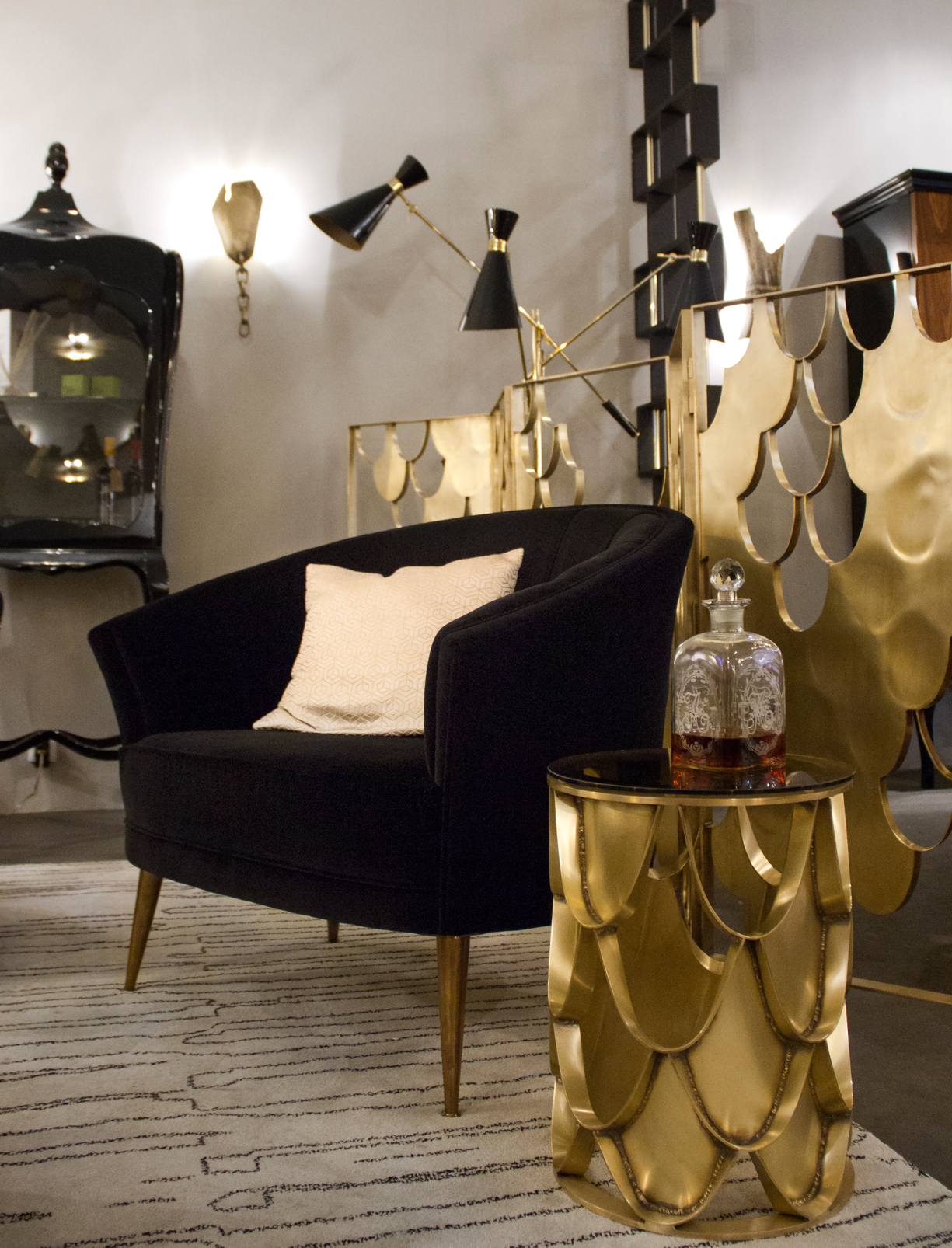 华体会体育官方在线官网 - 附件|屏风|办公家具|华体会体育官方在线官网家具|锦鲤屏风