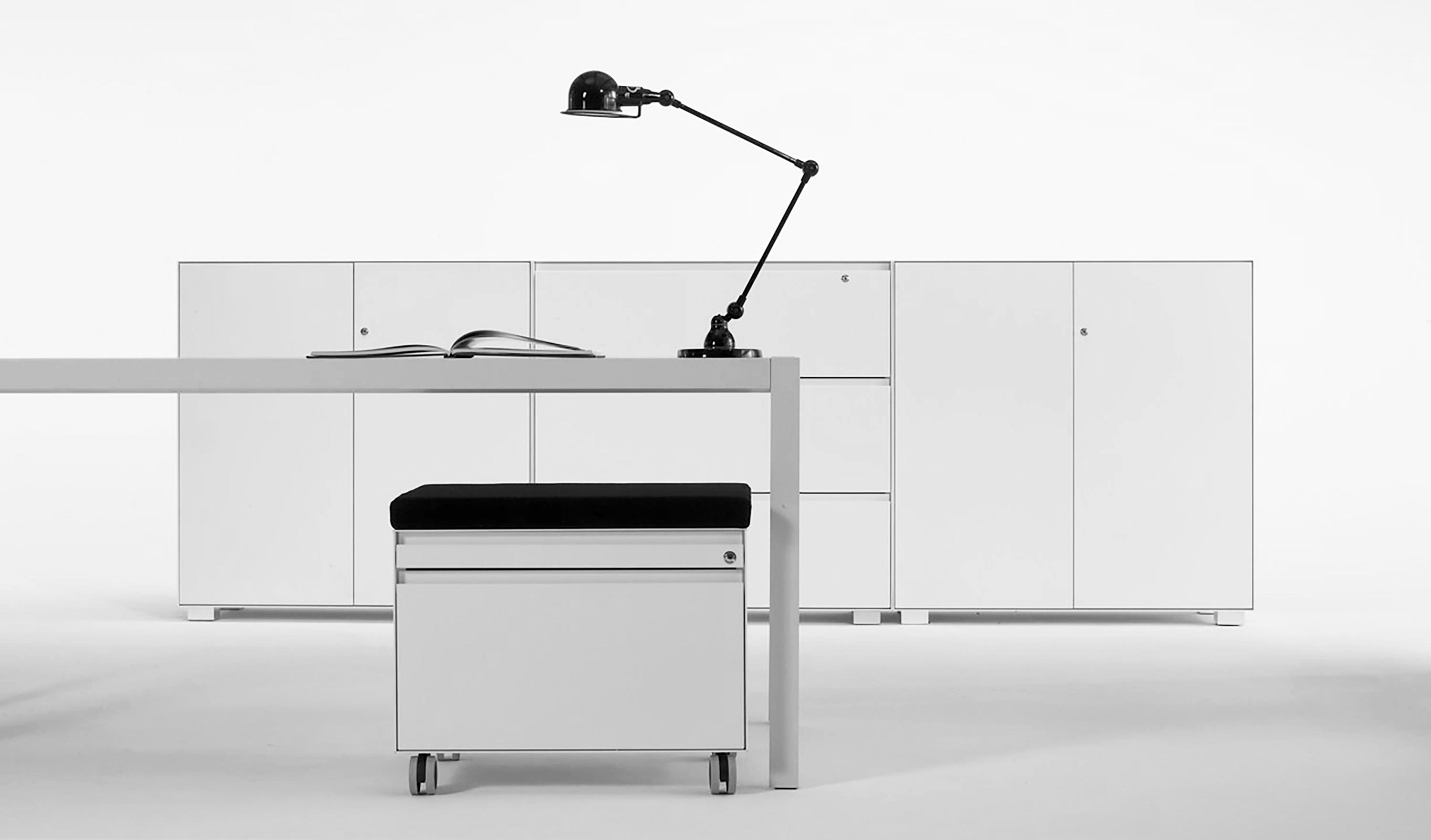 华体会体育官方在线官网 - 储物|装饰架|办公家具|华体会体育官方在线官网家具|漂亮步行者活动柜