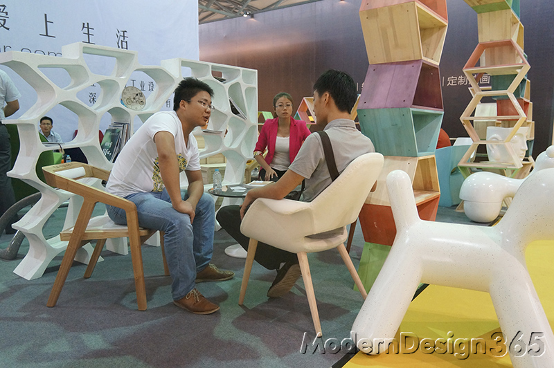 华体会体育官方在线官网 风景收纳架